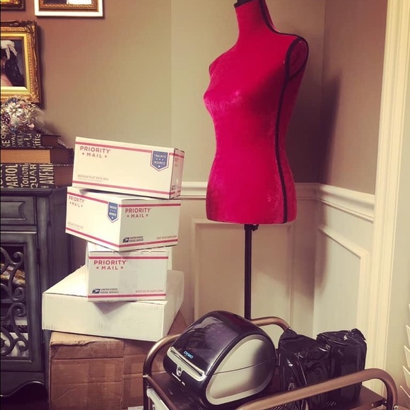 Meet your Posher, Kristy - Picture 2 of 10